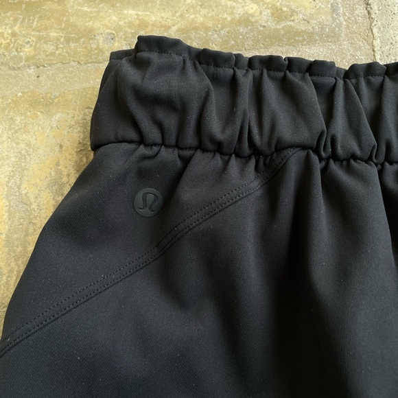 Lululemon Stretch High-Rise Jogger Full Length Black size 4 - Picture 3 of 5